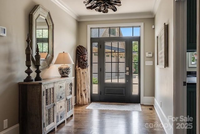 109 Oak Forest Dr, Kings Mountain, NC 28086 - entrance foyer with wood finished floors, ornamental molding, and baseboards