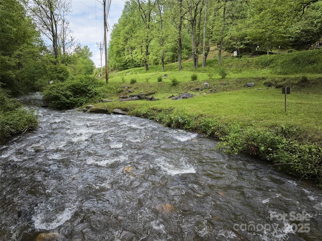 210 Conleys Creek Rd, Whittier, NC 28789