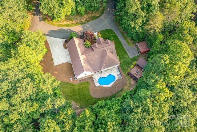 560 Blue Sky Dr, Dallas, NC 28034 - bird's eye view of a pool