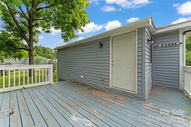 3400 Reid Ave, Charlotte, NC 28208 - view of wooden terrace