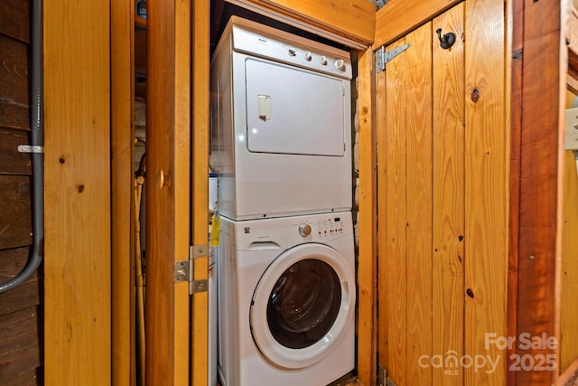 3739 Pickens Hwy, Rosman, NC 28772 - laundry area with stacked washer / drying machine