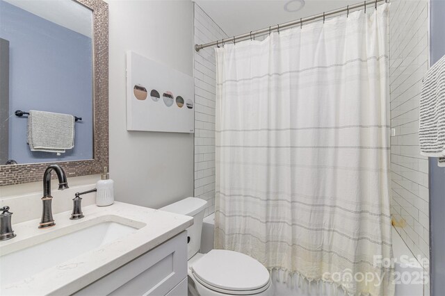 1621 Brookdale Ave, Charlotte, NC 28210 - full bath featuring toilet and vanity