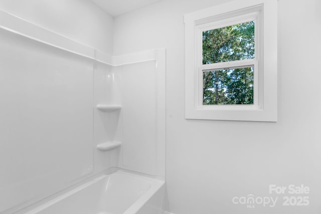 7874 Lucky Creek Ln, Denver, NC 28037 - full bathroom with washtub / shower combination
