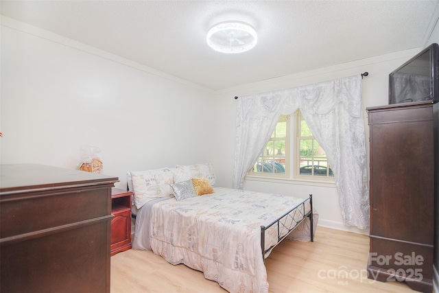 109 Larch Rd, Salisbury, NC 28147 - bedroom featuring light wood-type flooring and ornamental molding