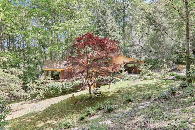46 Thrush Dr, Maggie Valley, NC 28751 - view of front of property featuring a forest view