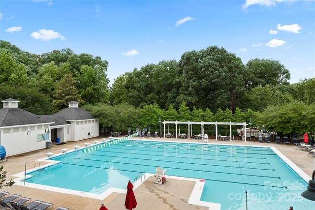 3007 Colonel Springs Way, Fort Mill, SC 29708 - community pool with a pergola and a patio area