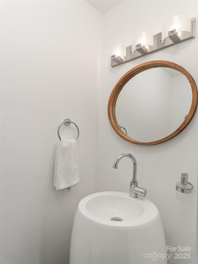 6 Browntown Rd, Asheville, NC 28803 - bathroom featuring a sink
