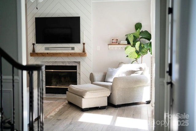 3314 Mara Ct, Matthews, NC 28105 - living area with a premium fireplace and wood finished floors