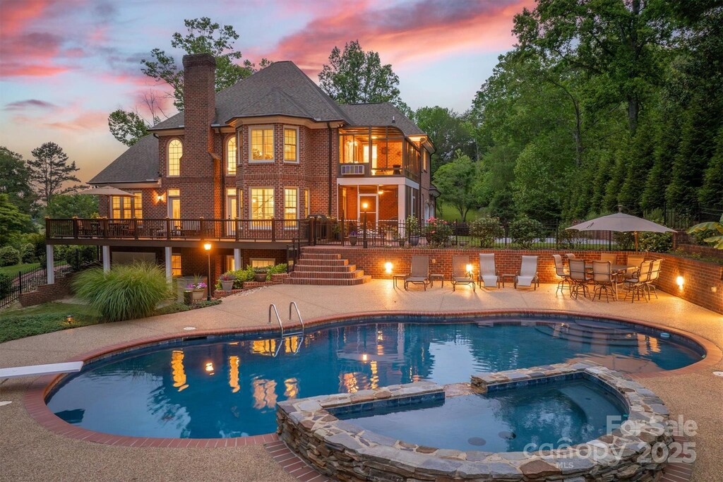 3113 Stoney Brook Dr, Lenoir, NC 28645 - photo 1