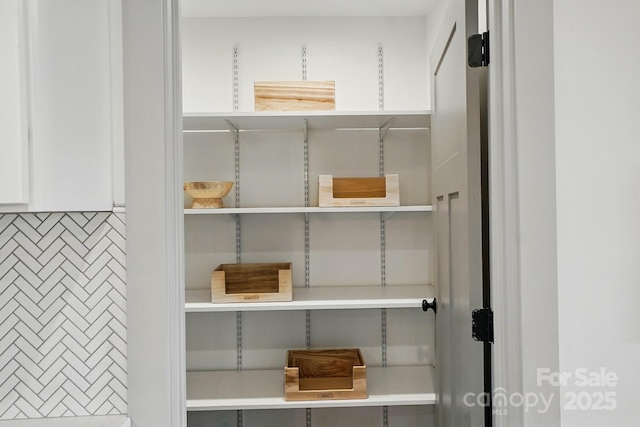 343 Melbourne Ct, Charlotte, NC 28209 - view of pantry