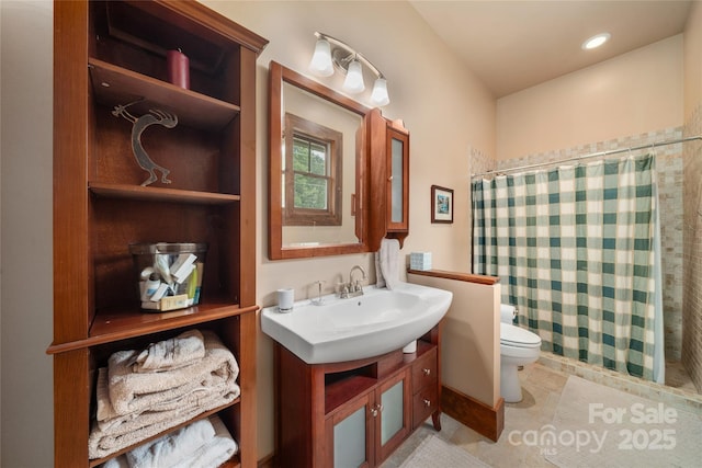 4862 Pinnacle Mountain Rd, Zirconia, NC 28790 - full bathroom featuring vanity and a shower with shower curtain