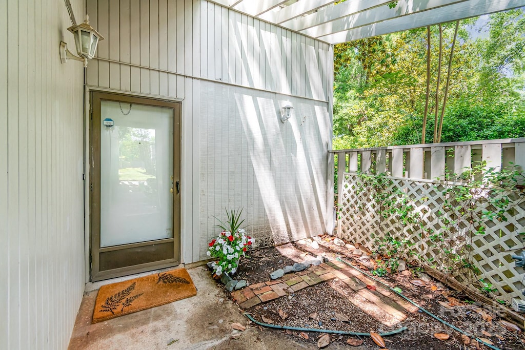 7900 Horse Chestnut Ln, Charlotte, NC 28277 - photo 2