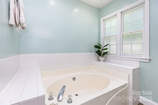 1626 Riverglenn Ct, Rock Hill, SC 29732 - full bath featuring a garden tub