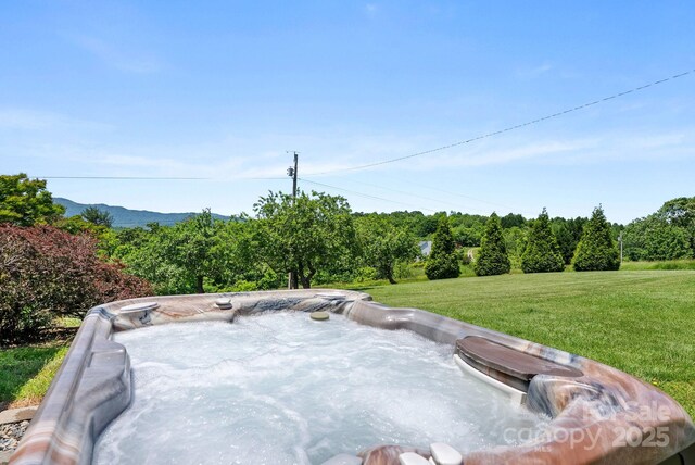 250 Huey Rd, Marshall, NC 28753 - exterior view of a hot tub