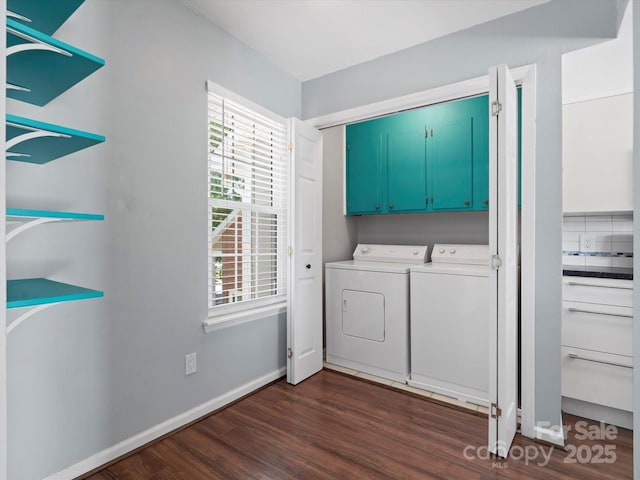 9404 S Vicksburg Park Ct, Charlotte, NC 28210 - laundry area with washing machine and clothes dryer, cabinet space, dark wood-type flooring, and baseboards
