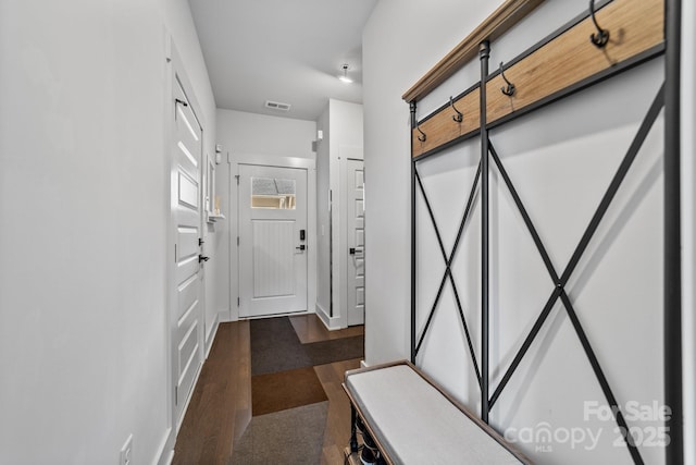 919 Cityscape Dr, Charlotte, NC 28205 - view of mudroom