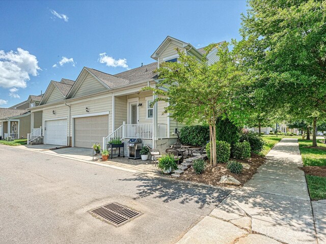 9405 Gladden Hill Ln, Pineville, NC 28134 - view of property with an attached garage
