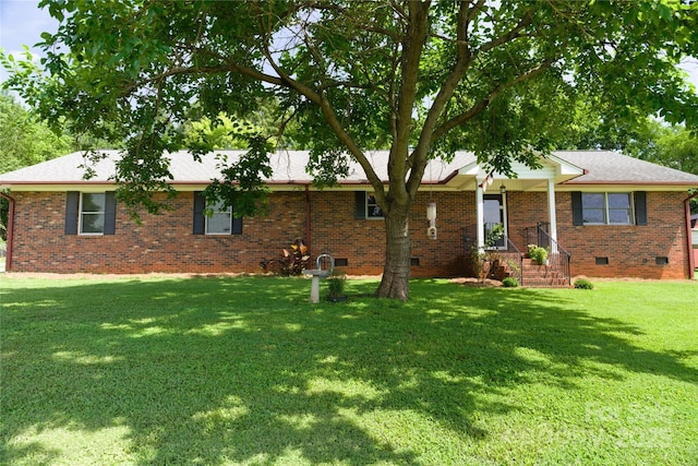 7869 Cherry Point Dr, Denver, NC 28037 - ranch-style home featuring crawl space, brick siding, and a front yard
