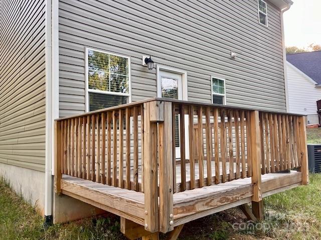 103 Higgins Ct, Morganton, NC 28655 - view of deck