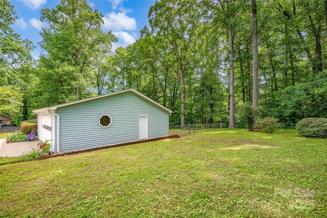 144 Stoneybrook Rd, Salisbury, NC 28147 - view of yard featuring driveway