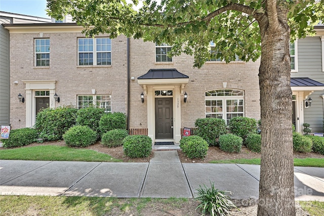 1329 Jacemans Way, Cornelius, NC 28031 - photo 2