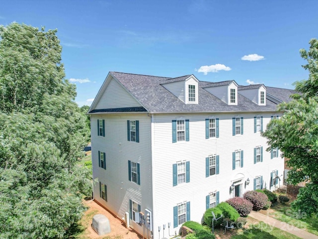 1023 Triece Ln, Charlotte, NC 28215 - view of building exterior