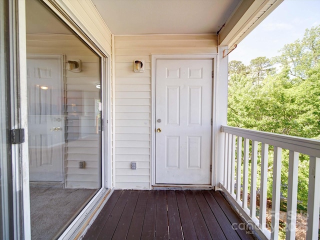1023 Triece Ln, Charlotte, NC 28215 - view of wooden terrace