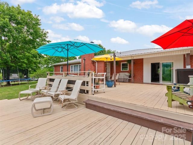 391 Ellen Ave, Canton, NC 28716 - deck with a trampoline
