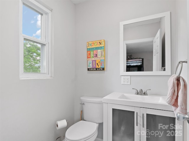 391 Ellen Ave, Canton, NC 28716 - bathroom featuring vanity and toilet
