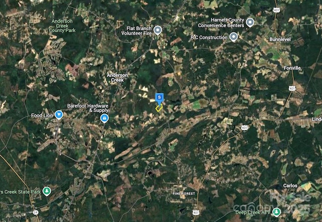 600 Mills House Ln, Spring Lake, NC 28390