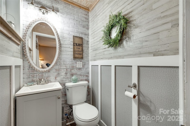 504 Amon Ln, Pineville, NC 28134 - bathroom with vanity and toilet