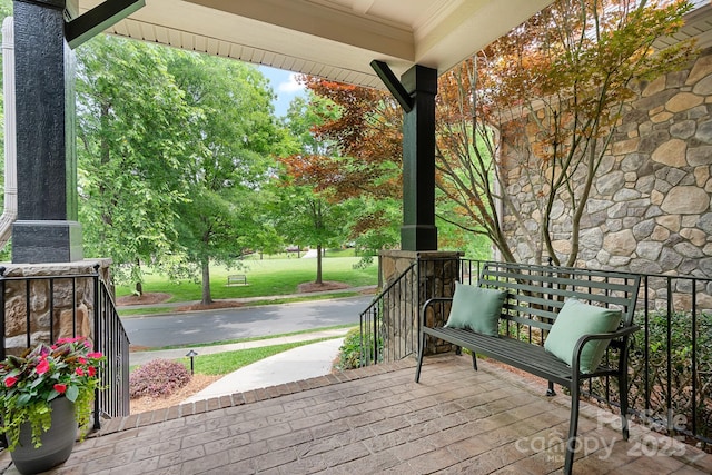 3204 Mcpherson St, Waxhaw, NC 28173 - view of wooden porch
