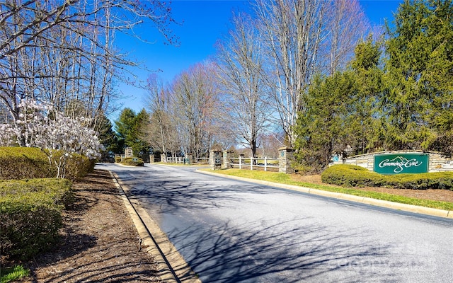 240 Mountain Crest Dr, Hendersonville, NC 28739 - photo 3