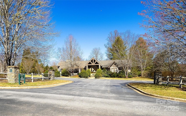 240 Mountain Crest Dr, Hendersonville, NC 28739 - photo 4