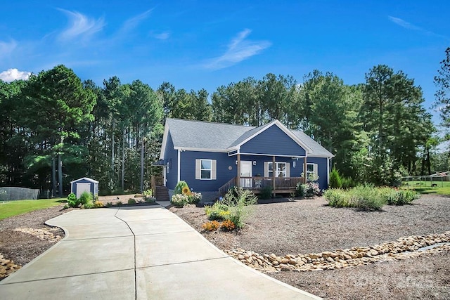 5016 Old Pine Ln, Cherryville, NC 28021 - view of front of home with driveway, roof with shingles, and a wooden deck