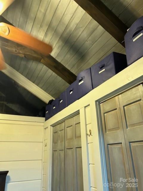 623 Overlook Dr, Spruce Pine, NC 28777 - detailed view of wood ceiling with exposed beams
