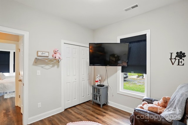 204 Craig St, Mount Holly, NC 28120 - sitting room featuring wood finished floors and baseboards
