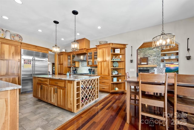 2160 Valle Cay Dr, Vilas, NC 28692 - kitchen featuring open shelves, built in fridge, ventilation hood, a chandelier, and recessed lighting