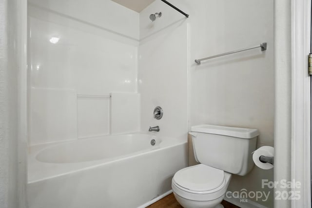8605 Sawleaf Ct, Charlotte, NC 28215 - full bathroom with toilet and bathing tub / shower combination