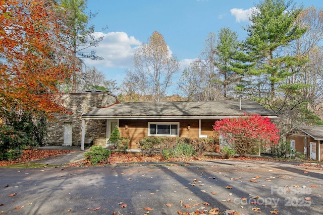 231 Highlands Loop, Maggie Valley, NC 28751 - view of front of property with stone siding