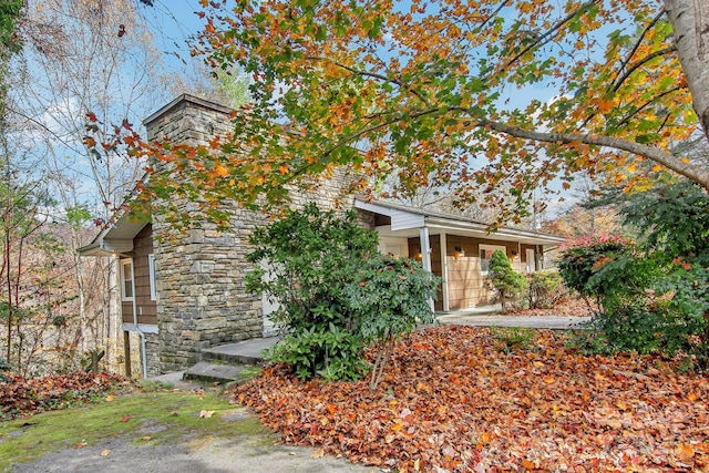 231 Highlands Loop, Maggie Valley, NC 28751 - view of front of property with stone siding