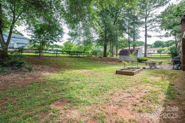 2418 Live Oak Ct, Gastonia, NC 28056 - view of yard