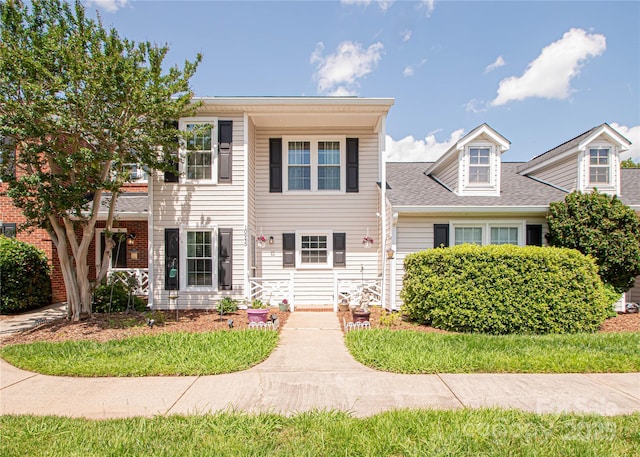 10945 Winterbourne Ct, Charlotte, NC 28277 - view of front of house featuring a shingled roof