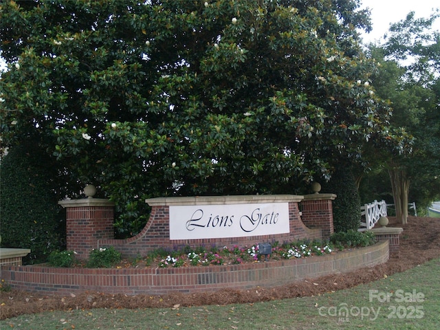 11107 Lions Mane St, Charlotte, NC 28273 - view of community / neighborhood sign