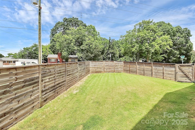 2600 Palm Ave, Charlotte, NC 28205 - view of yard