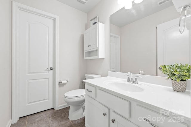 12637 Belmont Mansion Dr, Charlotte, NC 28273 - bathroom featuring vanity, toilet, and baseboards