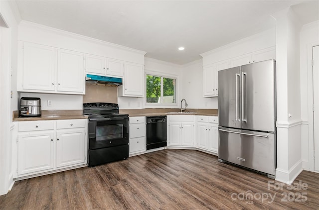 8429 Meadowcroft Ct, Charlotte, NC 28215 - kitchen featuring black appliances, under cabinet range hood, a sink, dark wood finished floors, and white cabinets