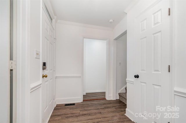 8429 Meadowcroft Ct, Charlotte, NC 28215 - hallway featuring dark wood-style flooring