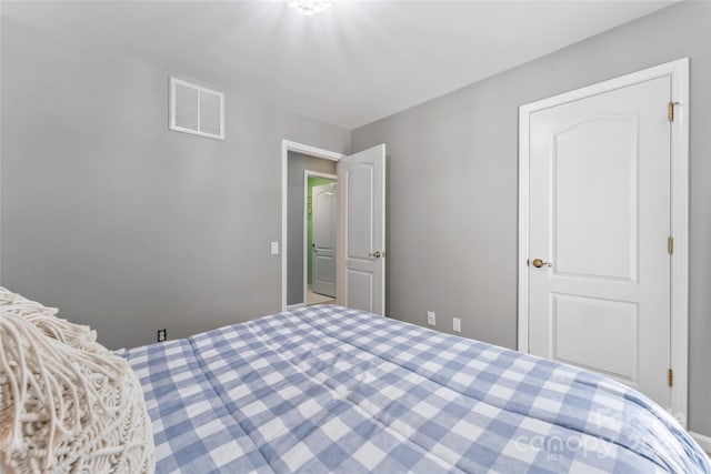5233 Fairvista Dr, Charlotte, NC 28269 - view of bedroom