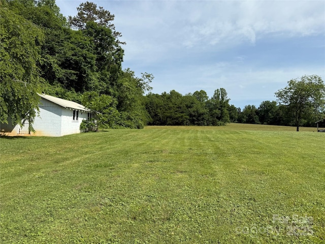 3586 US-70 Rd W, Marion, NC 28752 - view of grassy yard